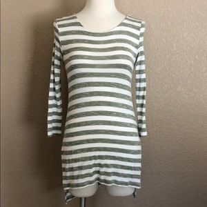 White & Olive Stripe 3/4 Sleeve Tunic